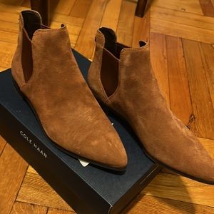 New Cole Haan Chelsea Boot Size 9